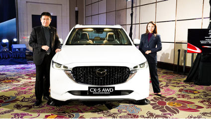 Nex CX 5 (Ricky Thio, Pramita Sari)