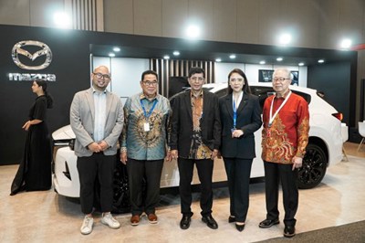 Hadirkan Pengalaman Berkendara Premium Yang Berkesan Ke Pasar Jawa Barat:  Mazda Indonesia Tampil Eksis di GIIAS Bandung 2023