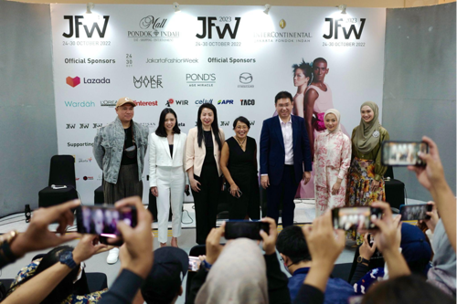 MAZDA INDONESIA MENJADI OFFICIAL CAR JAKARTA FASHION WEEK 2023 BERIKAN EXPERIENCE BERKELAS UNTUK PARA FASHIONISTA