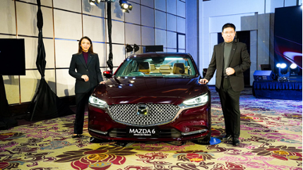 MAZDA INDONESIA HADIRKAN SECARA EKSKLUSIF WARNA PREMIUM ANNIVERSARY EDITION CX-5 AWD RHODIUM WHITE dan MAZDA6 ARTISAN RED