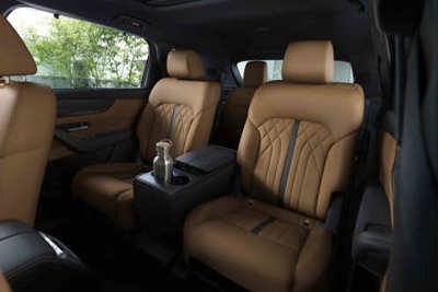 Mobil 6 Seater: Alasan Captain Seat Ubah Cara Anda Touring